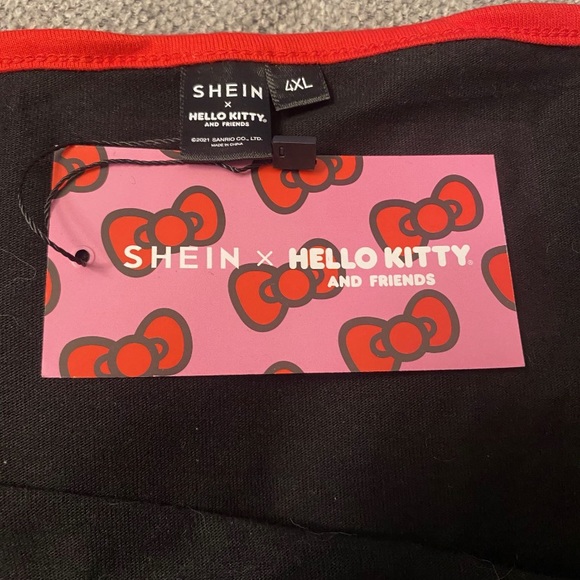 Hello Kitty Black and Red Crop Top - NWT - Picture 4 of 6